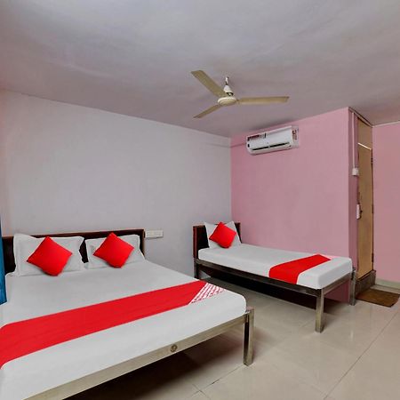 Hotel O Anu Residency 비자야와다 외부 사진